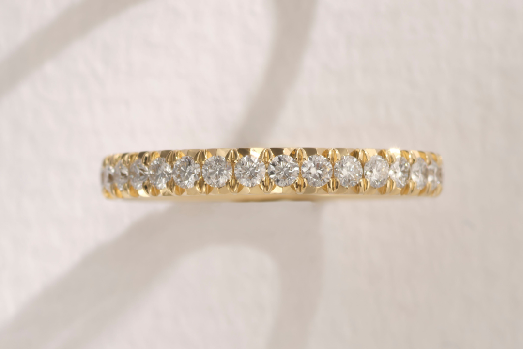 Classic French Pavé Band